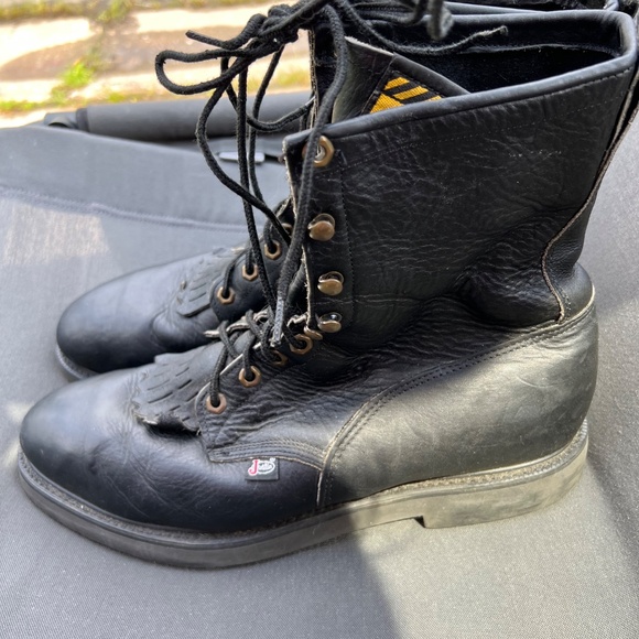JUSTIN STEEL TOE LEATHER WORK BOOTS. THSES  ARE AMERICAN MADE - Picture 3 of 11